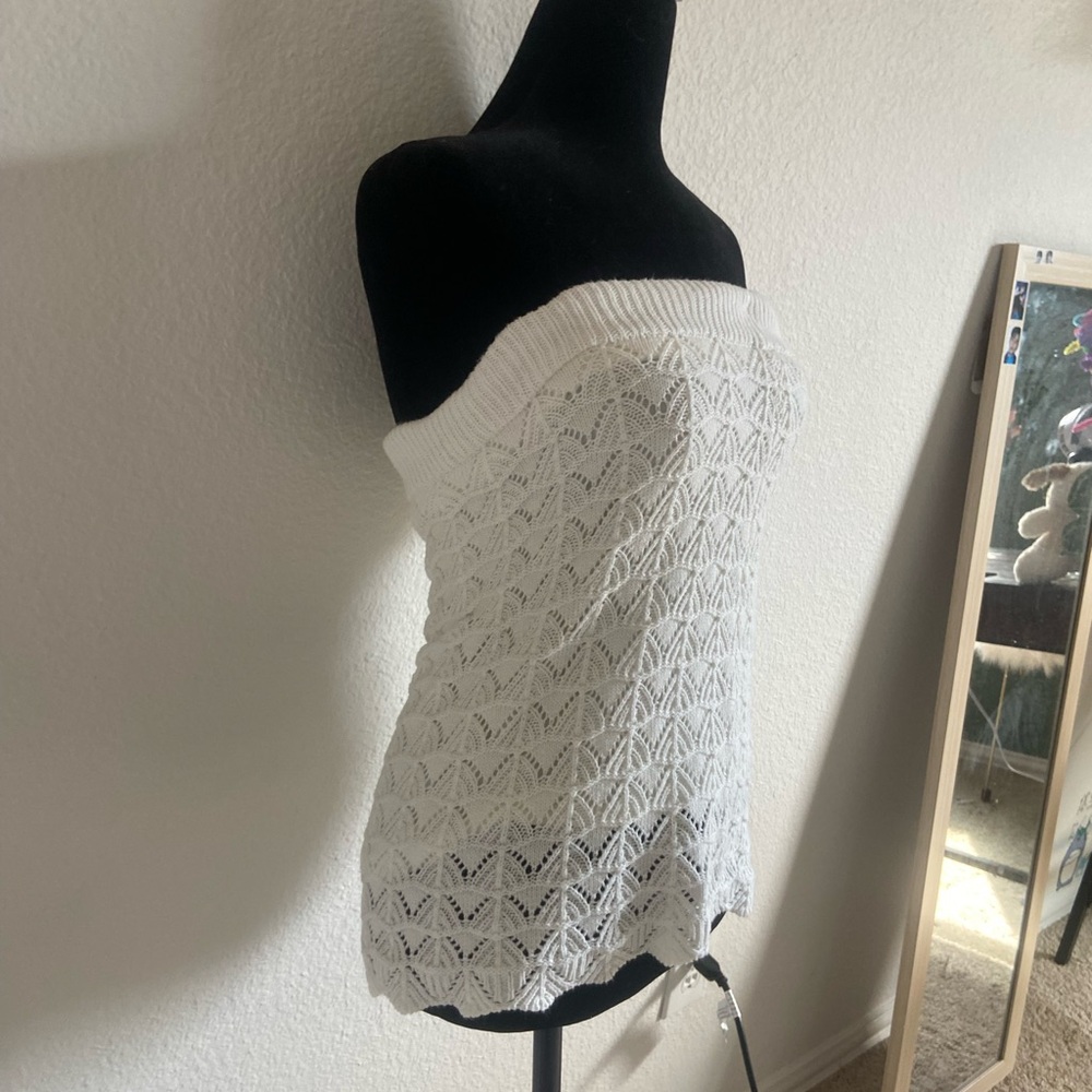 Hippie Rose White Strapless Knit Top